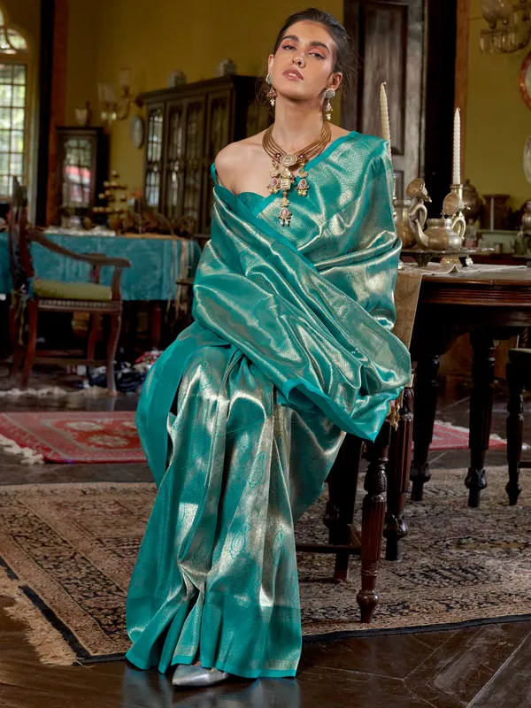 Women's_Kanjeevaram_Silk_Teal_green_Woven_Design_Designer_Saree_With_Blouse_Piece