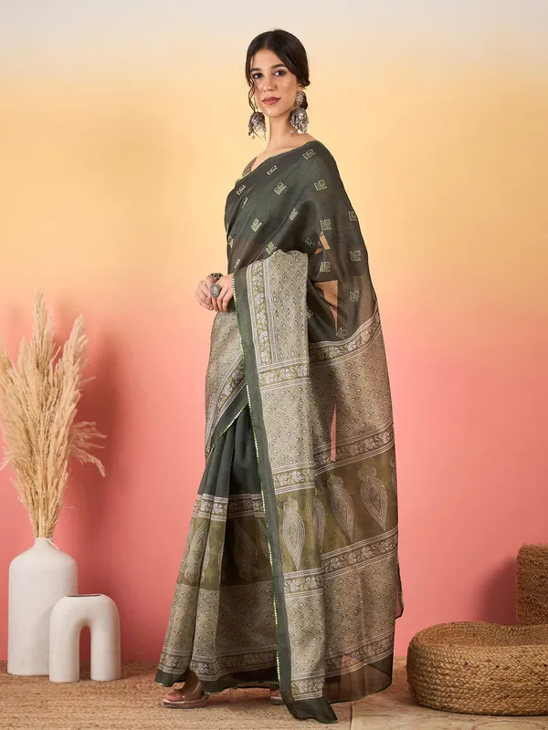 Women's_Silk_Blend_Olive_Printed_Designer_Saree_With_Blouse_Piece