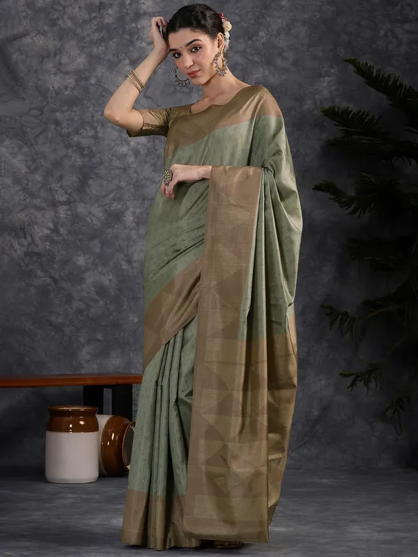 Women's_Silk_Blend_Olive_Printed_Designer_Saree_With_Blouse_Piece