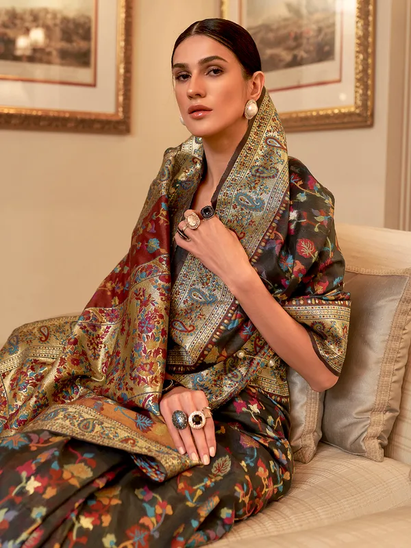 Women's_Silk_Blend_Black_Woven_Design_Celebrity_Saree_With_Blouse_Piece