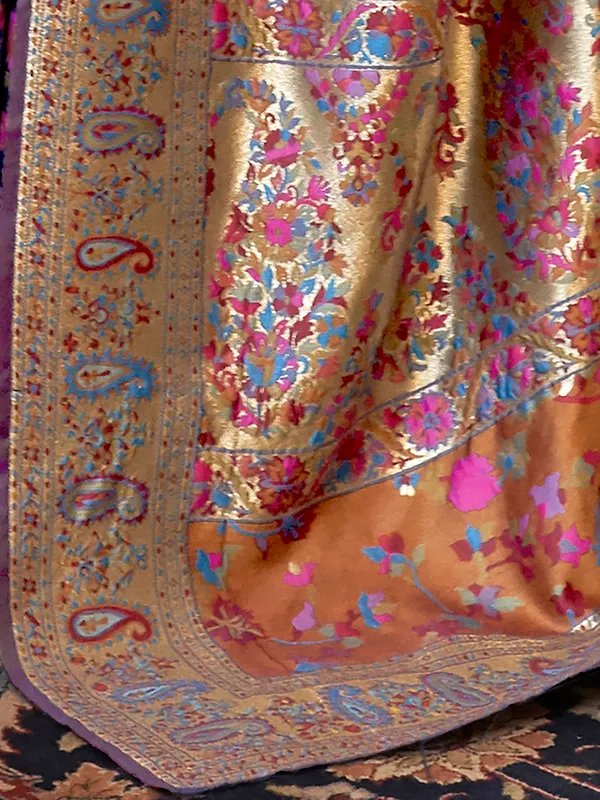 Women's_Silk_Blend_Navy_Blue_Woven_Design_CelebritySaree_With_Blouse_Piece