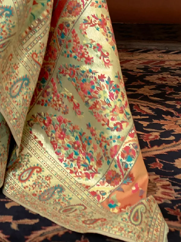 Women's_Silk_Blend_Green_Woven_Design_Celebrity_Saree_With_Blouse_Piece