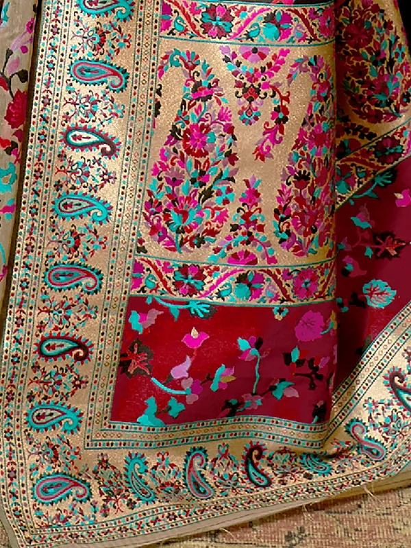 Women's_Silk_Blend_Grey_Woven_Design_Celebrity_Saree_With_Blouse_Piece
