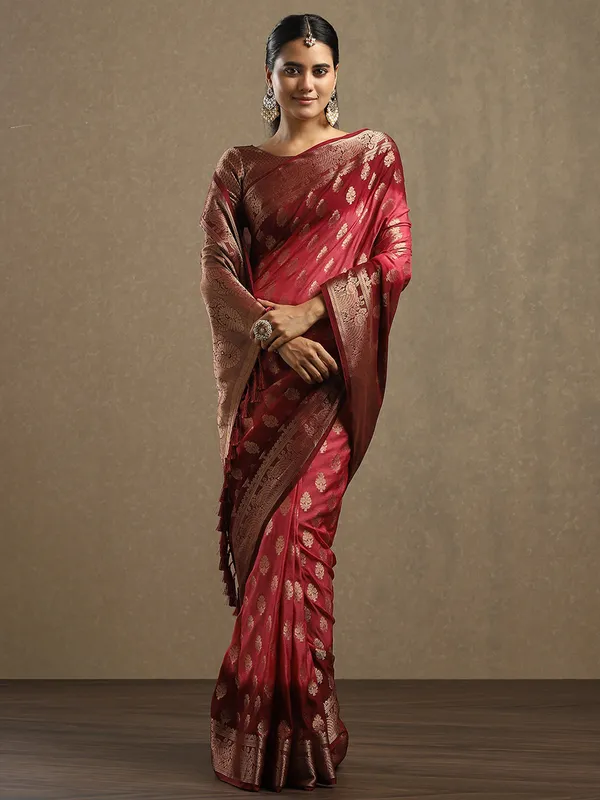Women's_Georgette_Peach_Woven_Design_Designer_Saree_With_Blouse_Piece