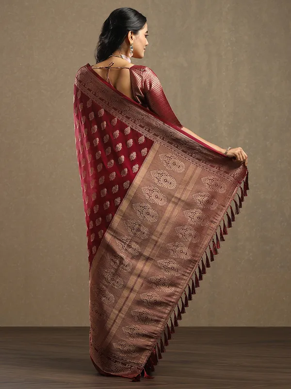 Women's_Georgette_Maroon_Woven_Design_Designer_Saree_With_Blouse_Piece