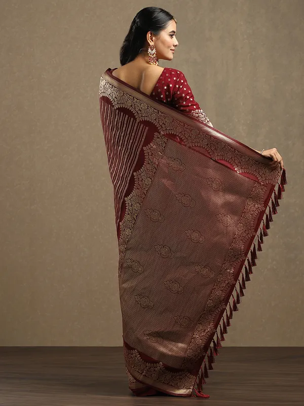 Women's_Georgette_Maroon_Woven_Design_Designer_Saree_With_Blouse_Piece