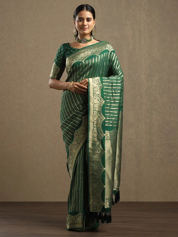 Women's_Georgette_Green_Woven_Design_Designer_Saree_With_Blouse_Piece