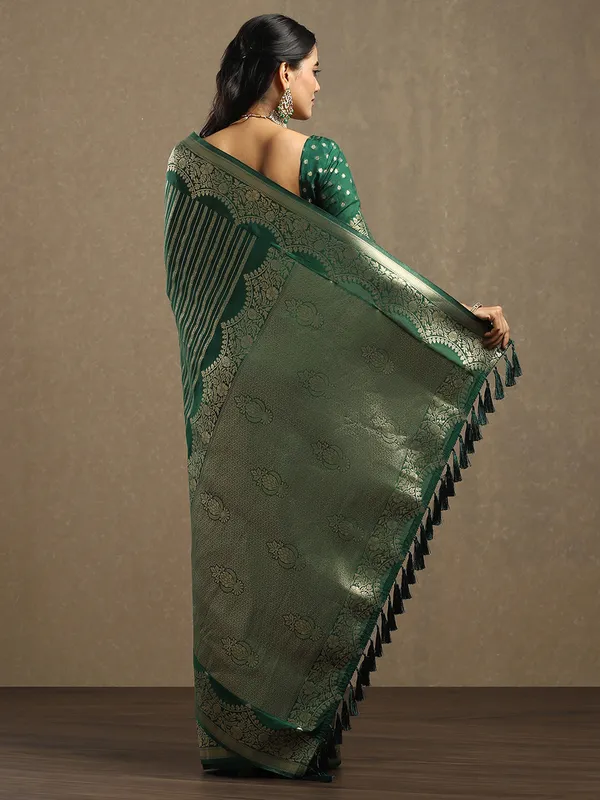 Women's_Georgette_Green_Woven_Design_Designer_Saree_With_Blouse_Piece