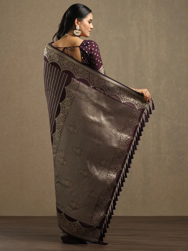 Women's_Georgette_Purple_Woven_Design_Designer_Saree_With_Blouse_Piece