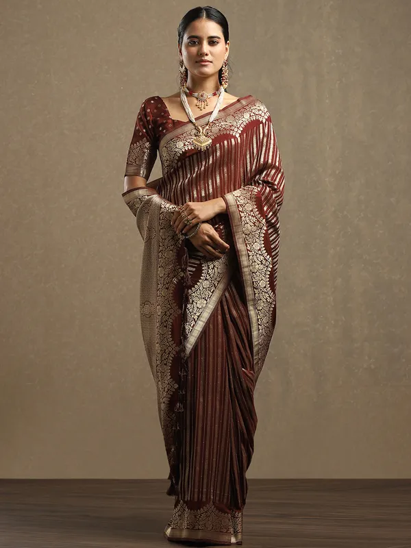 Women's_Georgette_Brown_Woven_Design_Designer_Saree_With_Blouse_Piece