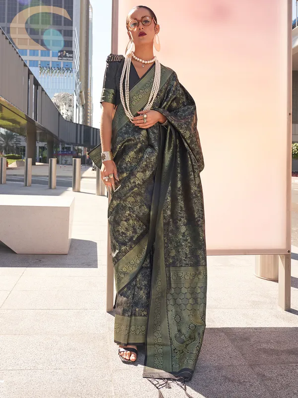 Women's_Kanjeevaram_Silk_Black_Woven_Design_Designer_Saree_With_Blouse_Piece