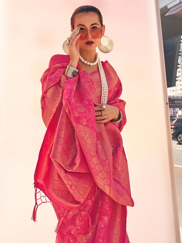 Women's_Kanjeevaram_Silk_Pink_Woven_Design_Designer_Saree_With_Blouse_Piece