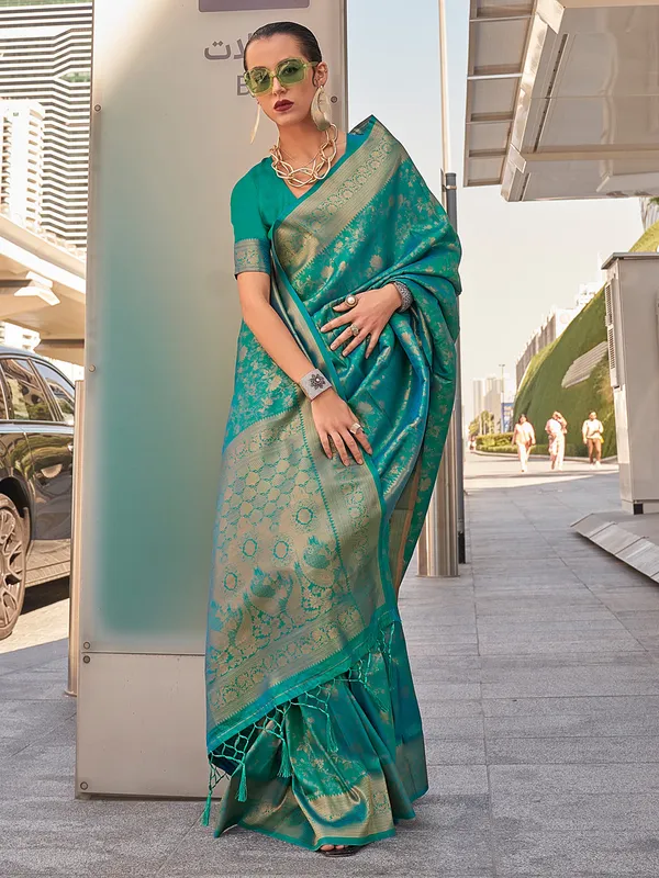 Women's_Kanjeevaram_Silk_Teal_blue_Woven_Design_Designer_Saree_With_Blouse_Piece