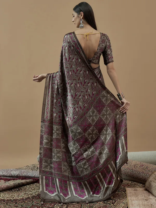 Women's_Pure_Crepe_Charcoal_Grey_Printed_Designer_Saree_With_Blouse_Piece