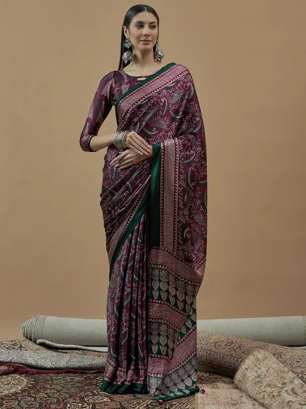 Women's_Pure_Crepe_Magenta_Printed_Designer_Saree_With_Blouse_Piece