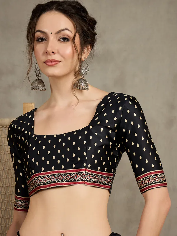 Women's_Pure_Crepe_Black_Printed_Designer_Saree_With_Blouse_Piece