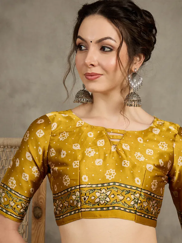 Women's_Pure_Crepe_Mustard_Printed_Designer_Saree_With_Blouse_Piece