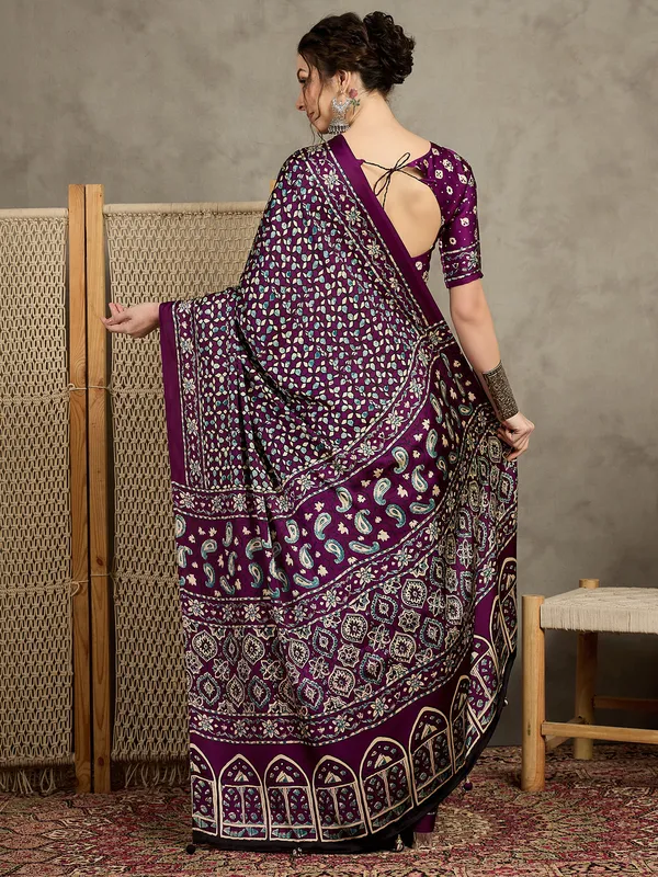 Women's_Pure_Crepe_Magenta_Printed_Designer_Saree_With_Blouse_Piece