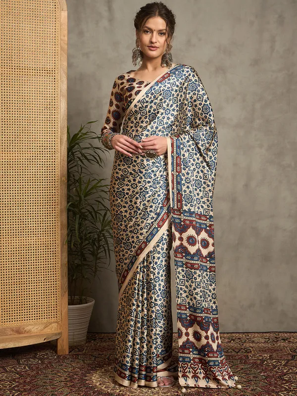 Women's_Pure_Crepe_Cream_Printed_Designer_Saree_With_Blouse_Piece