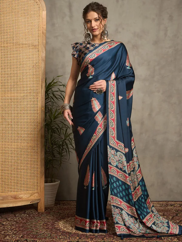Women's_Pure_Crepe_Teal_blue_Printed_Designer_Saree_With_Blouse_Piece