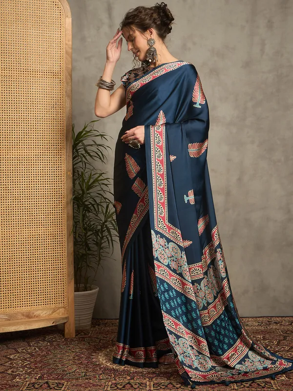 Women's_Pure_Crepe_Teal_blue_Printed_Designer_Saree_With_Blouse_Piece