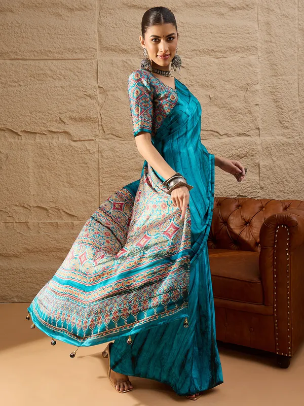 Women's_Crepe_Light_Blue_Printed_Designer_Saree_With_Blouse_Piece