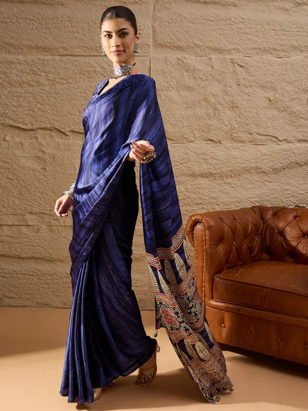 Women's_Crepe_Blue_Printed_Designer_Saree_With_Blouse_Piece