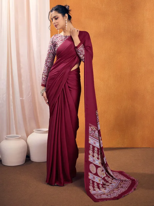 Women's_Satin_Silk_Magenta_Printed_Designer_Saree_With_Blouse_Piece
