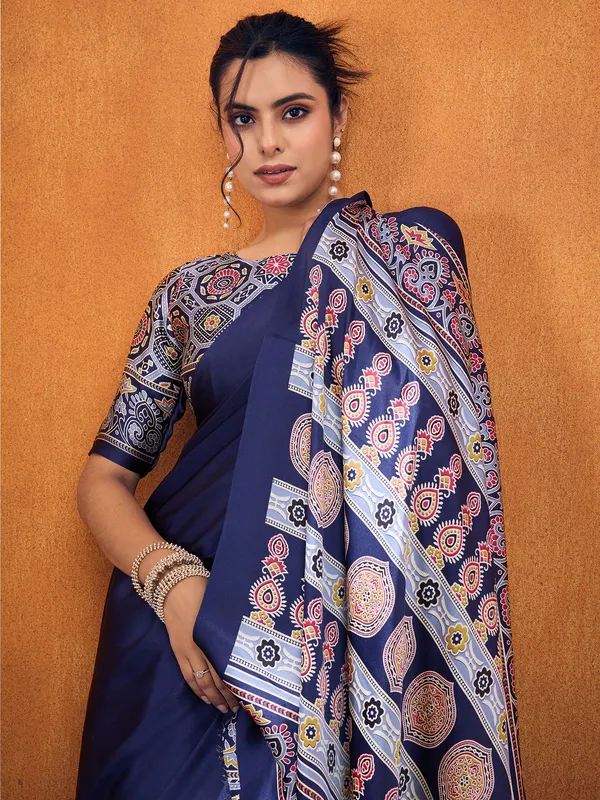 Women's_Satin_Silk_Navy_Blue_Printed_Designer_Saree_With_Blouse_Piece