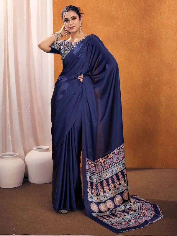 Women's_Satin_Silk_Navy_Blue_Printed_Designer_Saree_With_Blouse_Piece