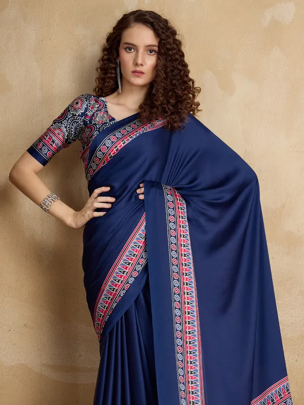 Women's_Satin_Navy_Blue_Printed_Designer_Saree_With_Blouse_Piece