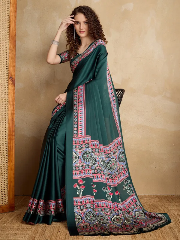 Women's_Satin_Green_Printed_Designer_Saree_With_Blouse_Piece