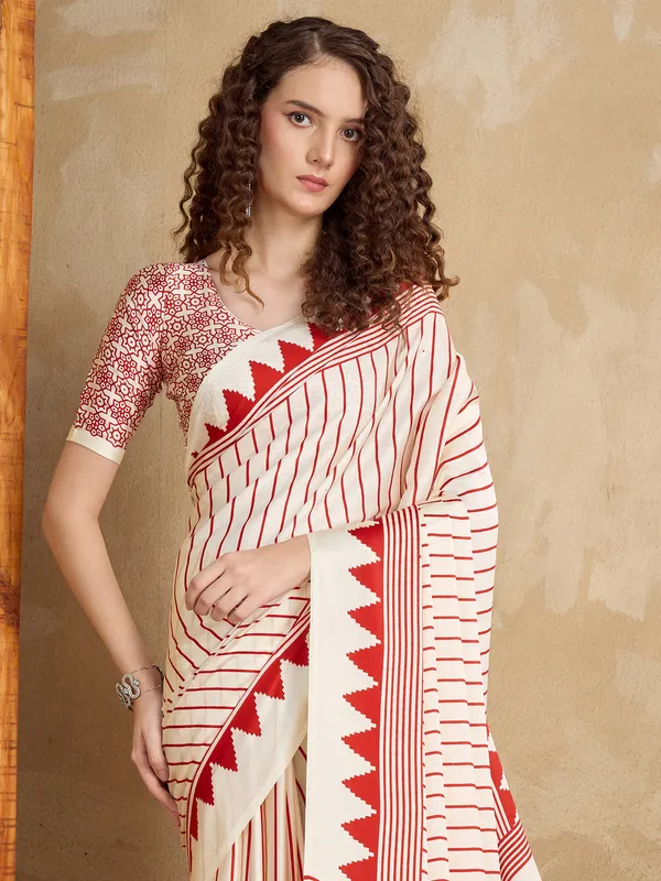 Women's_Satin_Cream_Printed_Designer_Saree_With_Blouse_Piece