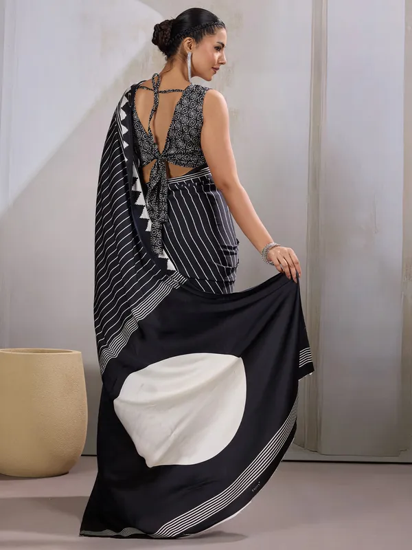 Women's_Satin_Black_Printed_Designer_Saree_With_Blouse_Piece