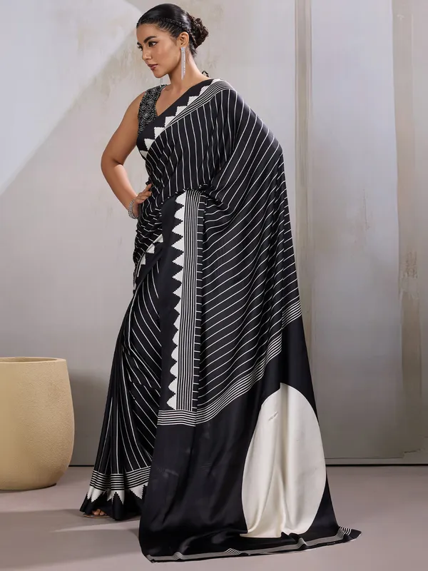 Women's_Satin_Black_Printed_Designer_Saree_With_Blouse_Piece