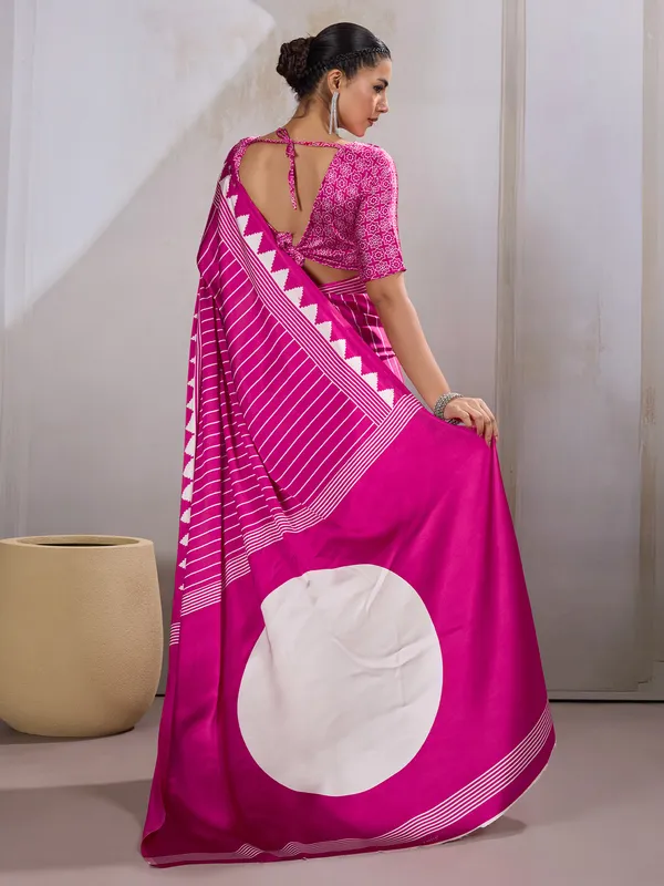 Women's_Satin_Pink_Printed_Designer_Saree_With_Blouse_Piece