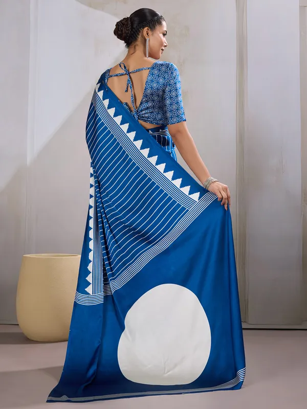 Women's_Satin_Blue_Printed_Designer_Saree_With_Blouse_Piece
