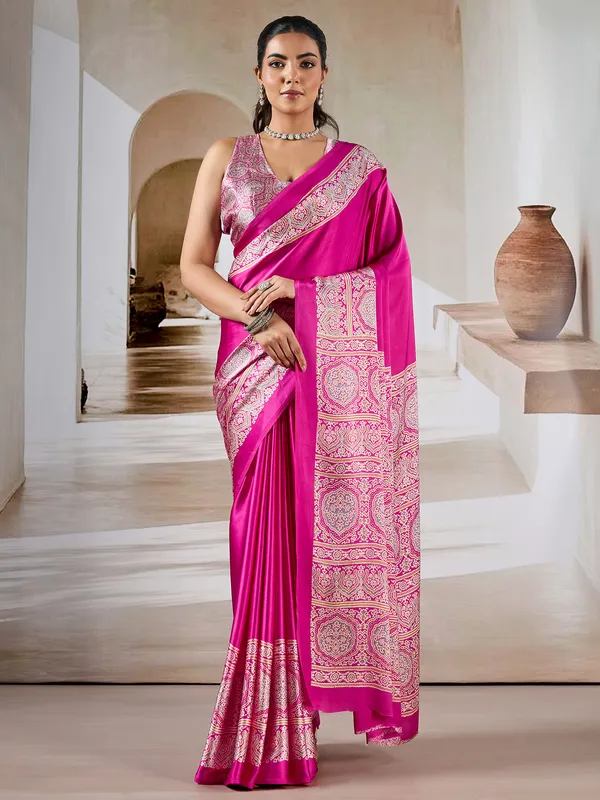 Women's_Satin_Magenta_Printed_Designer_Saree_With_Blouse_Piece