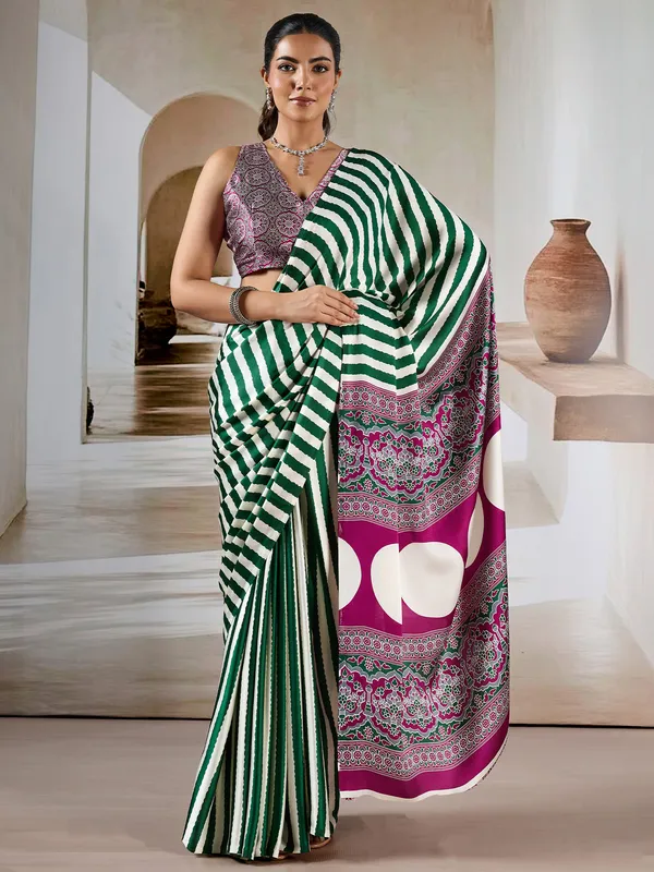Women's_Satin_Green_Printed_Designer_Saree_With_Blouse_Piece