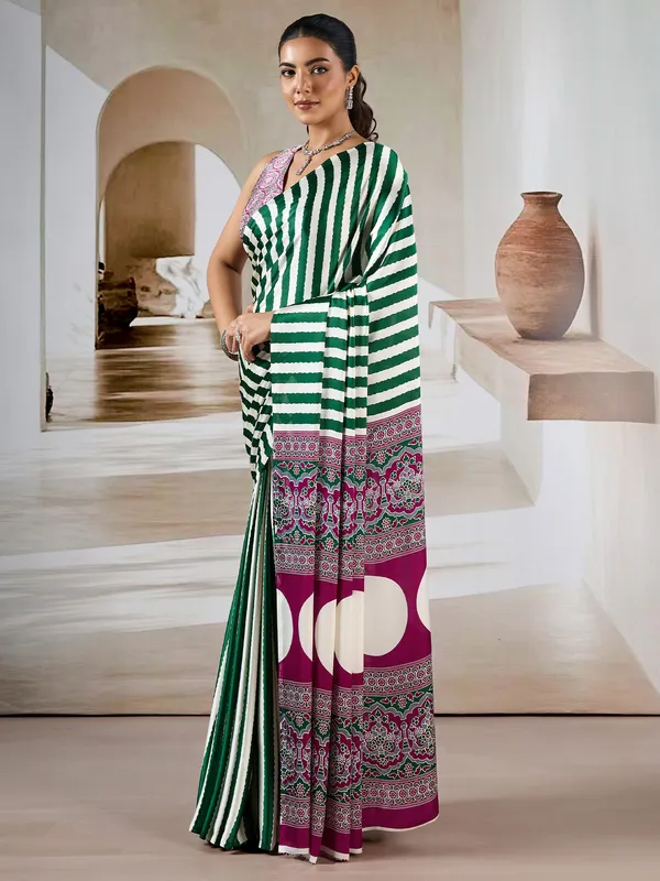 Women's_Satin_Green_Printed_Designer_Saree_With_Blouse_Piece