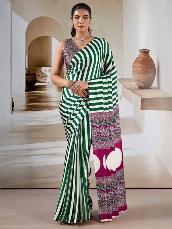 Women's_Satin_Green_Printed_Designer_Saree_With_Blouse_Piece