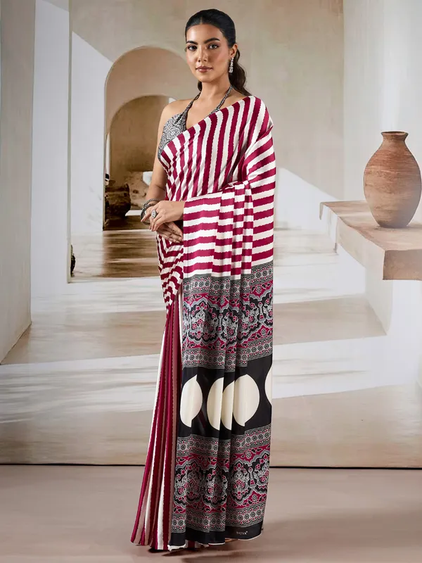 Women's_Satin_Maroon_Printed_Designer_Saree_With_Blouse_Piece