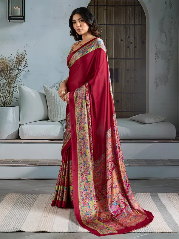 Women's_Satin_Maroon_Printed_Designer_Saree_With_Blouse_Piece