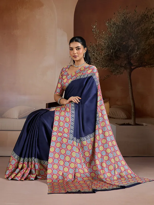 Women's_Pure_Silk_Blue_Printed_Designer_Saree_With_Blouse_Piece