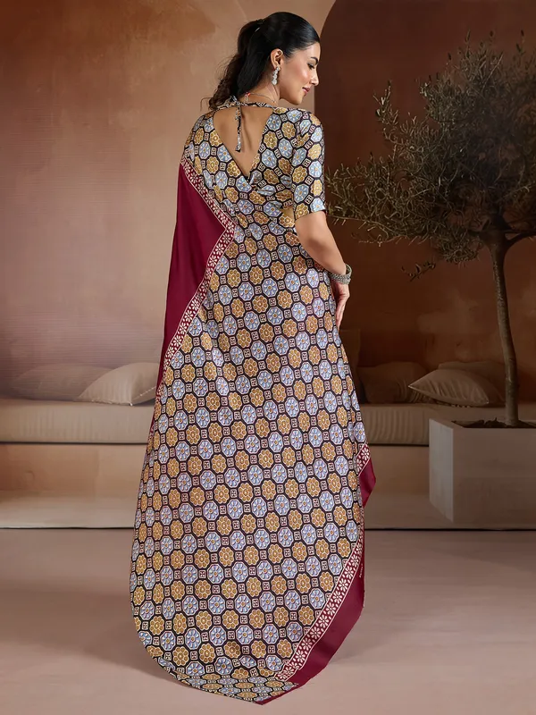 Women's_Pure_Silk_Maroon_Printed_Designer_Saree_With_Blouse_Piece
