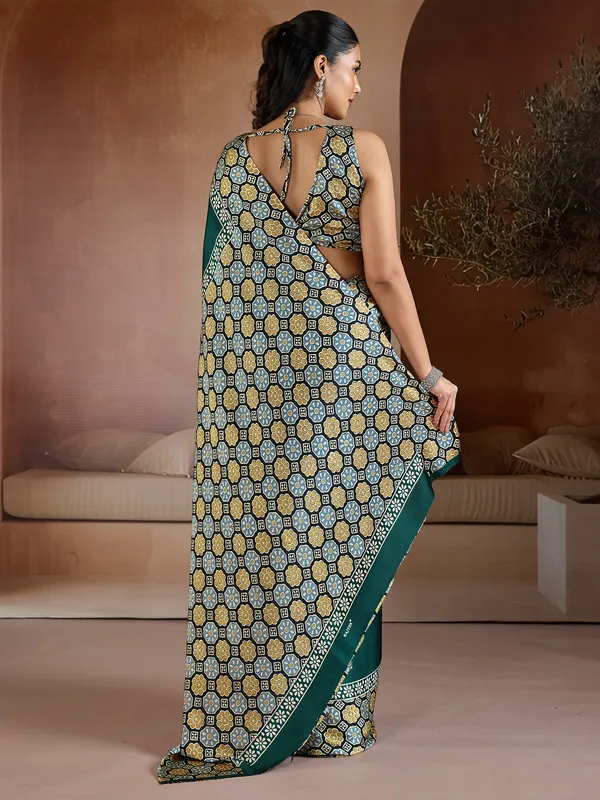Women's_Pure_Silk_Green_Printed_Designer_Saree_With_Blouse_Piece