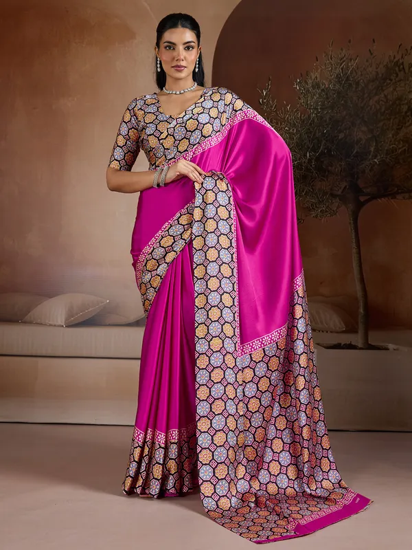 Women's_Pure_Silk_Pink_Printed_Designer_Saree_With_Blouse_Piece