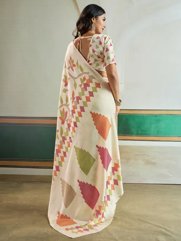 Women's_Pure_Silk_Off_White_Printed_Designer_Saree_With_Blouse_Piece