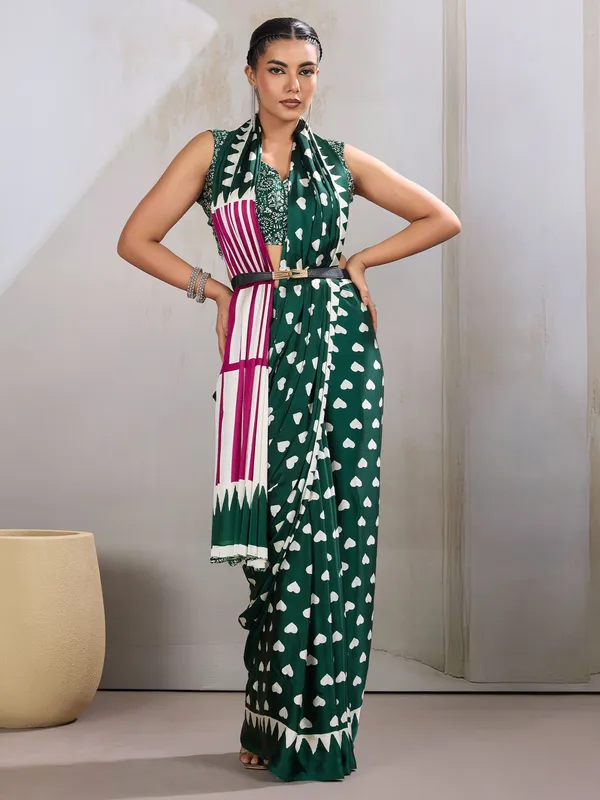 Women's_Satin_Green_Printed_Designer_Saree_With_Blouse_Piece