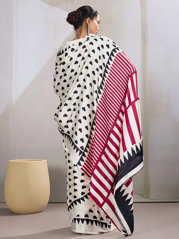 Women's_Satin_White_Printed_Designer_Saree_With_Blouse_Piece